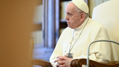 إلغاء رحلة البابا فرانسيس إلى دبي بسبب المرض