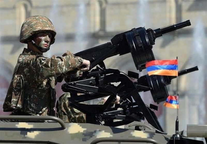 استياء جمهورية أذربيجان من بيع الأسلحة الفرنسية لأرمينيا