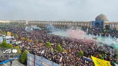 أسوشيتد برس: الإيرانيون احتفلوا بالذكرى الـ45 للثورة