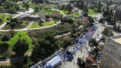 الاحتجاجات مستمرة في القدس وتل أبيب/المتظاهرون: نتنياهو ارحل!