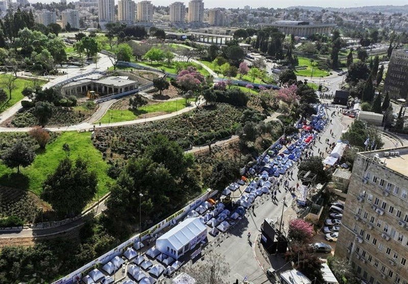الاحتجاجات مستمرة في القدس وتل أبيب/المتظاهرون: نتنياهو ارحل!