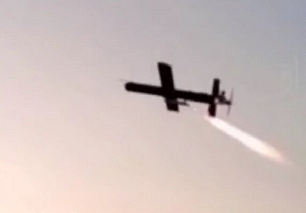 لحظة هجوم المقاومة العراقية بطائرات مسيرة على مطار حيفا + فيديو