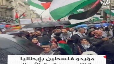 استمرار الاضطرابات العالمية ضد إسرائيل/دعم ميلاني لفلسطين في الطقس الممطر