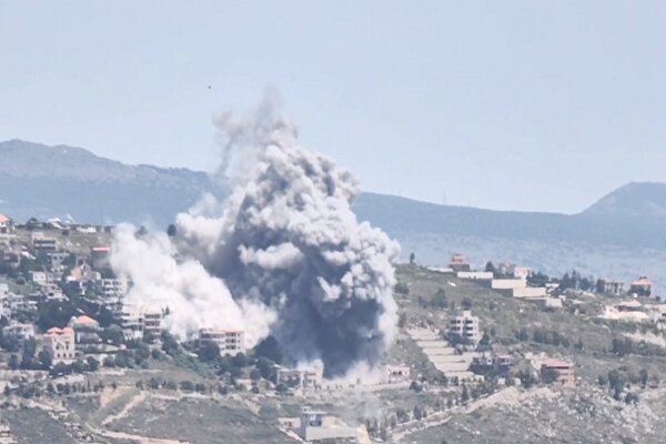قصف عنيف على بلدة الخيام+فيلم/اطلاق 10 صواريخ من قبل حزب الله