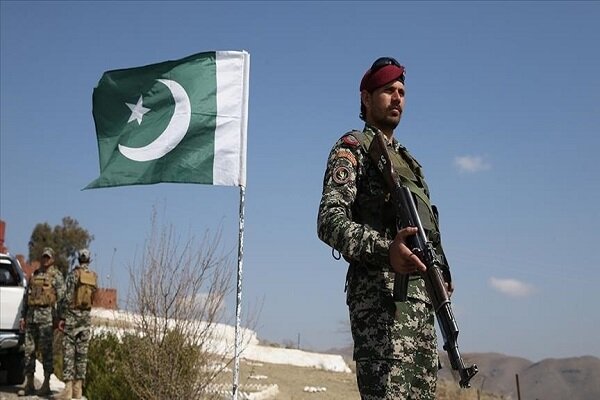 مقتل 10 إرهابيين في اشتباك مع قوات الأمن الباكستانية