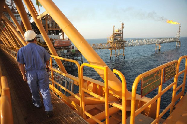 إيران هي الدولة الثانية في زيادة إنتاج النفط في العالم
