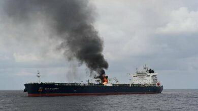 استهدفت جماعة أنصار الله اليمنية سفينة مملوكة لليونان