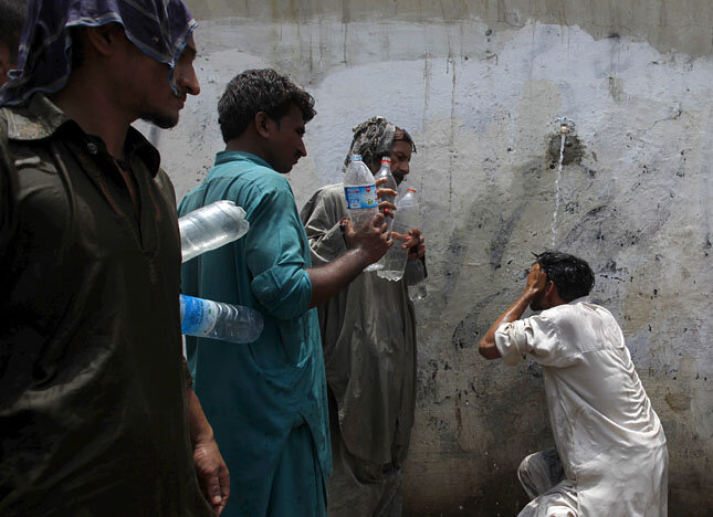 الحرارة الشديدة في باكستان/ مات ما لا يقل عن 36 شخصًا في كراتشي خلال 3 أيام