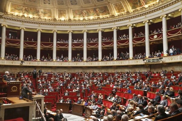بداية الجولة الأولى من الانتخابات البرلمانية الفرنسية