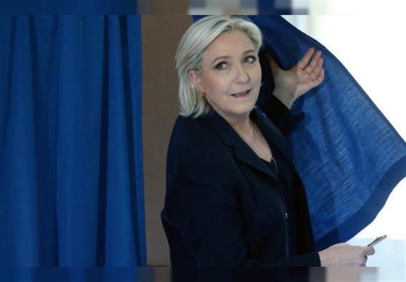 فاز اليمين المتطرف بالجولة الأولى من الانتخابات البرلمانية الفرنسية