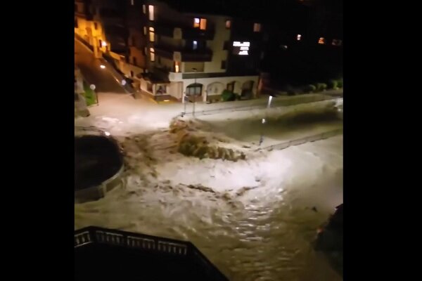 فيضانات وانهيارات أرضية في سويسرا/ كم عدد القتلى والمفقودين + فيديو
