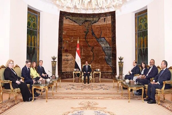 لقاء بين الرئيس المصري ووزير الخارجية الأمريكي