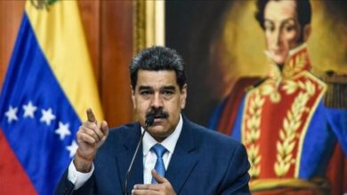 مادورو: اثنان من المرشحين الرئاسيين يسعيان للانقلاب