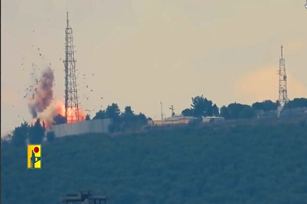 هجوم صاروخي لحزب الله اللبناني على موقع عسكري صهيوني