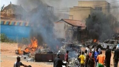 وأسفرت ثلاثة هجمات انتحارية في نيجيريا عن مقتل وإصابة أكثر من 48 شخصا