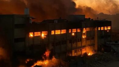 جريمة جديدة للصهاينة بإلقاء البراميل المتفجرة شمال غزة