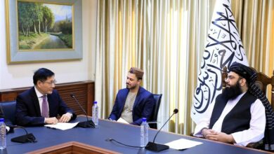 إعادة الإعمار وتوسيع العلاقات محور لقاء ممثل الصين مع طالبان