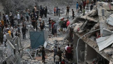 اليوم 420 من طوفان الأقصى قصف المنازل السكنية في شمال ووسط غزة