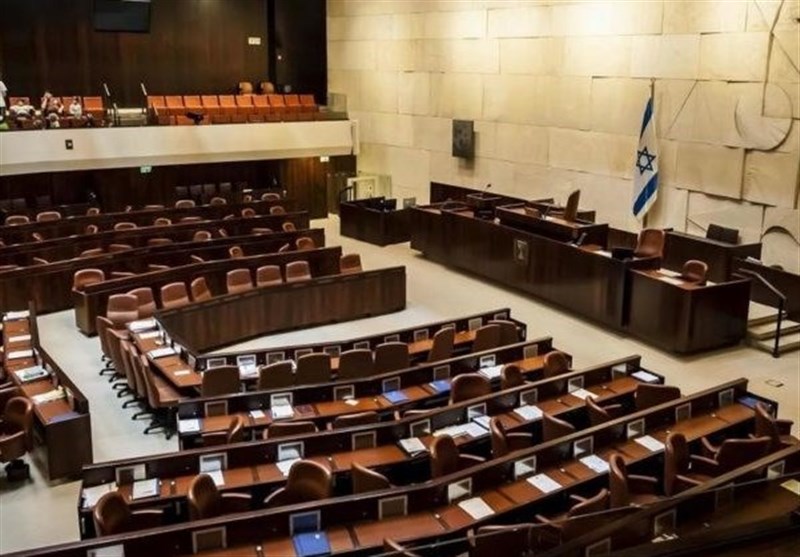 صراع من جديد في الكنيست؛ واتصل الممثل الإسرائيلي بالشرطة