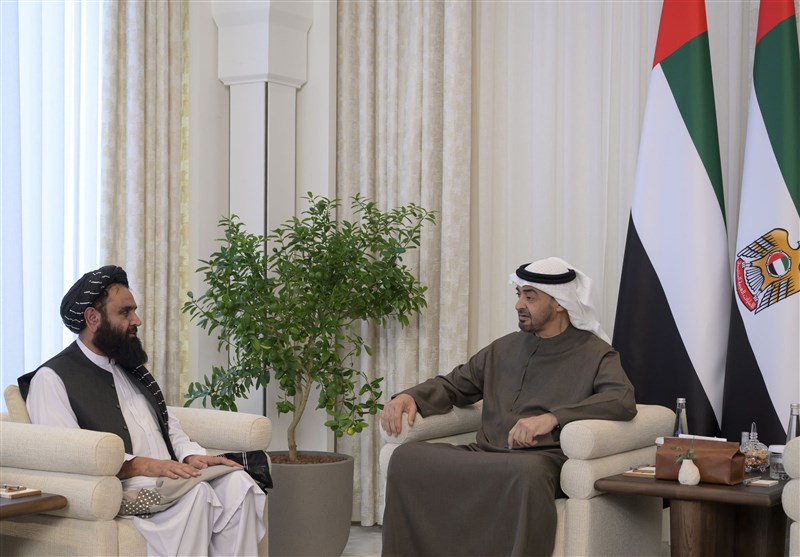 لقاء سفير طالبان برئيس حكومة الإمارات