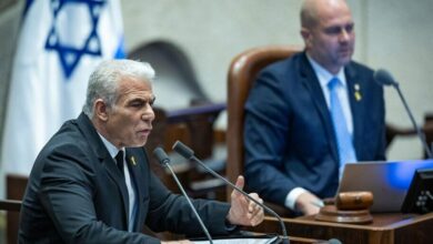 لقد سقط لابيد وهالفي في مواجهة بعضهما البعض