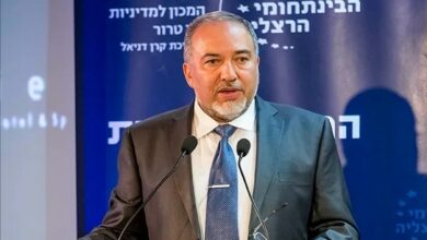 ليبرمان يخاطب مستوطني الشمال: لم يعد هناك مكان نذهب إليه!