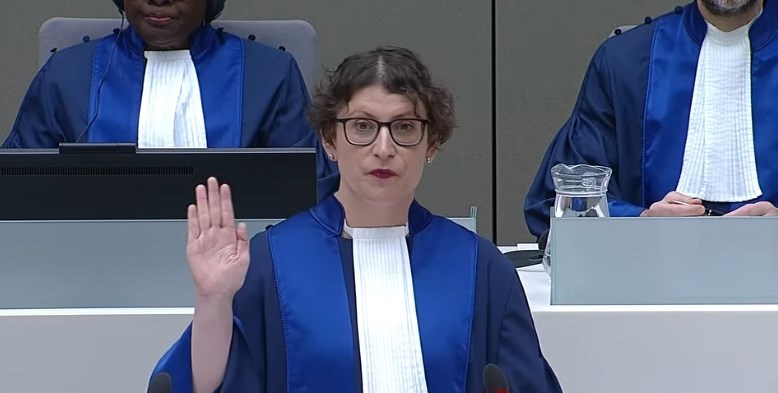 وتشكك إسرائيل في حياد القاضي الذي ينظر في محاكمة نتنياهو في لاهاي