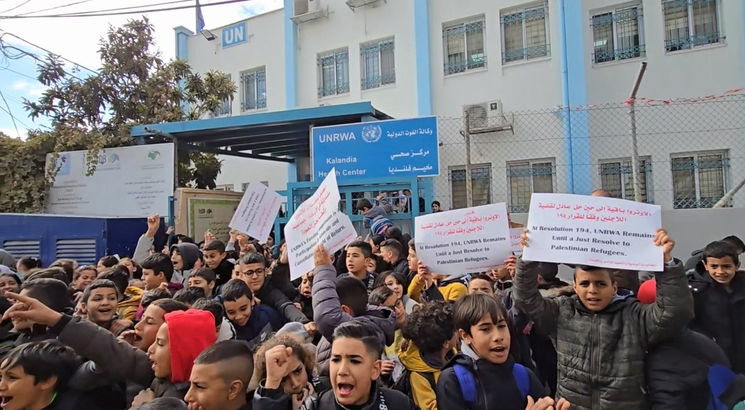 الحظر الإسرائيلي على أنشطة الأونروا، حظر تعليم الأطفال الفلسطينيين