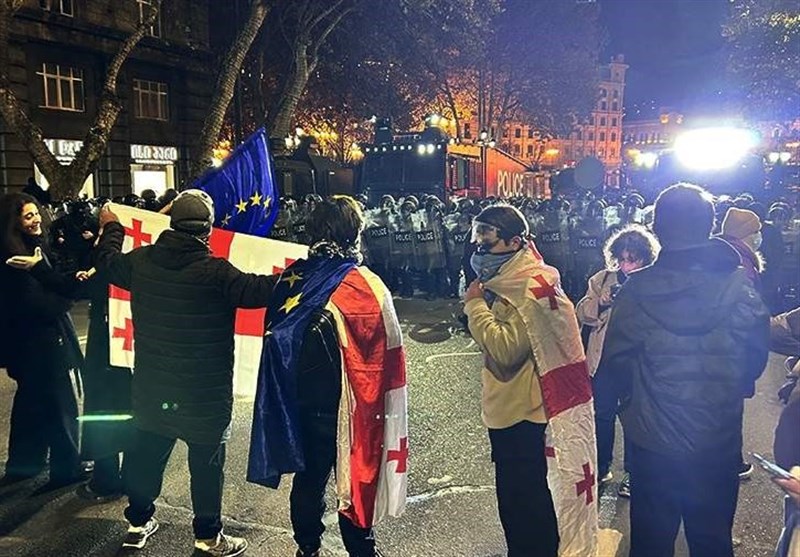روسيا: الأحداث في جورجيا شأن داخلي