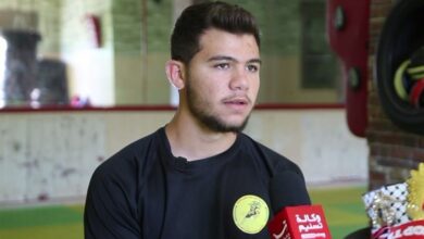 محاربة الجرائم الصهيونية بأسلوب الفنان القتالي الفلسطيني