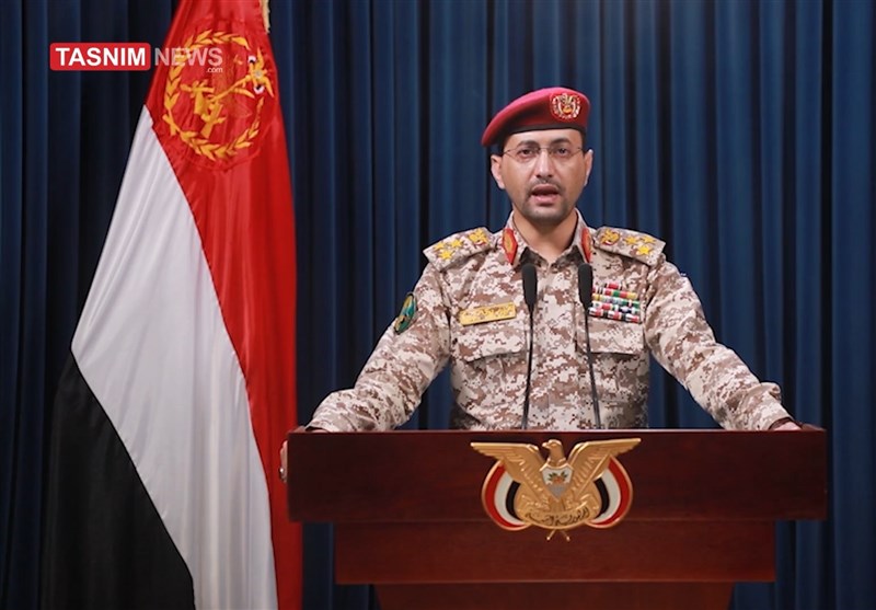 وأعلن الجيش اليمني الهجوم على المدمرة الأمريكية