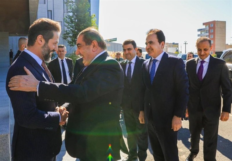 وتتزامن جهود الأحزاب الكردية في العراق مع التطورات في مدينة حلب السورية