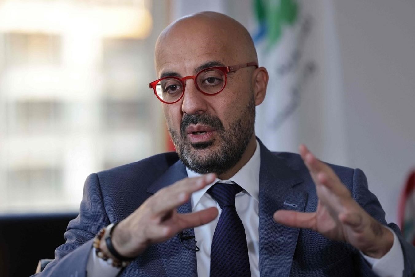 وزير لبناني: إسرائيل ارتكبت جرائم حرب بيئية
