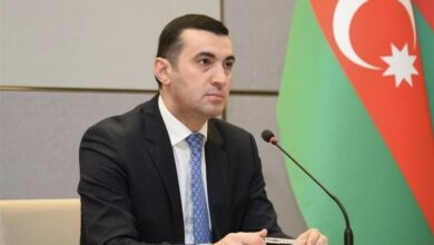 ووصفت باكو تصريح وزير الخارجية الأمريكي بأنه “تدخل في الشؤون الداخلية”.