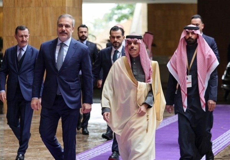 سياسة التركية “اثنان من الأمن” في سوريا