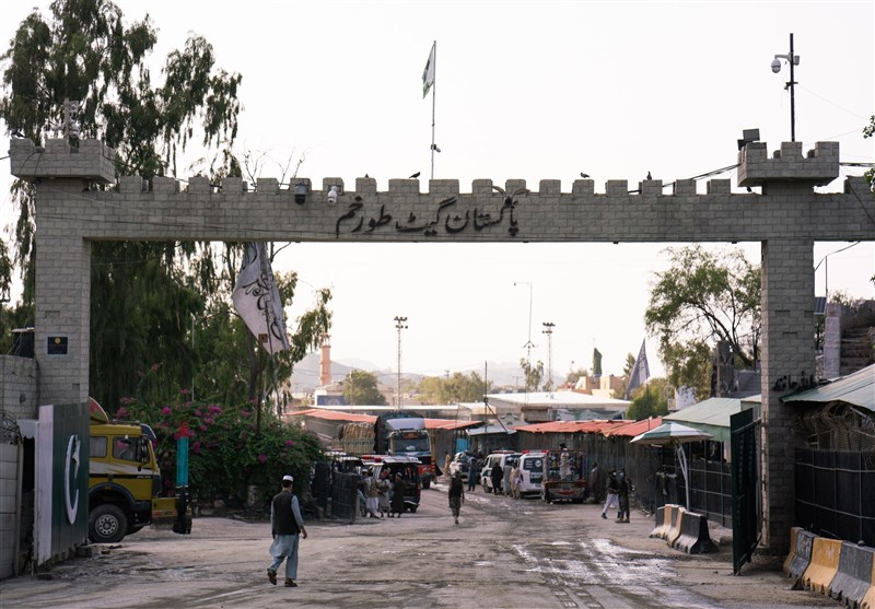 تم افتتاح معبر Torkham Border بعد 10 أيام من قبل باكستان