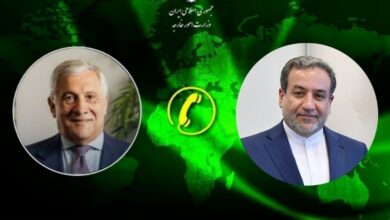 محادثة هاتفية عرقية مع النظير الإيطالي قبل مغادرة طهران