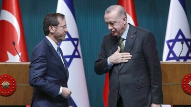 يتوسط علييف بين نتنياهو وإردوغان