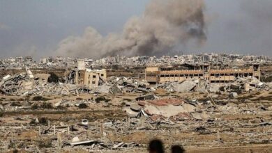 الميادين: النظام الصهيوني يسوي منطقة شرق غزة بالأرض وسط اتهامات متبادلة بخرق الهدنة /غزة , فلسطين , النظام الصهيوني , تدمير , الشجاعية