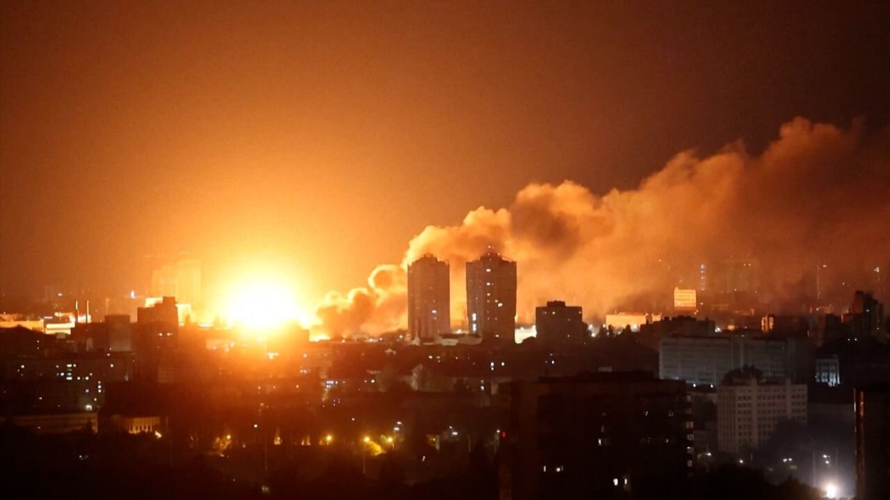 روسيا تشن حملة واسعة النطاق على مواقع أوكرانية جوية وبرية وبحرية /روسيا , أوكرانيا , هجمات , وزارة الدفاع الروسية , البحر الأسود