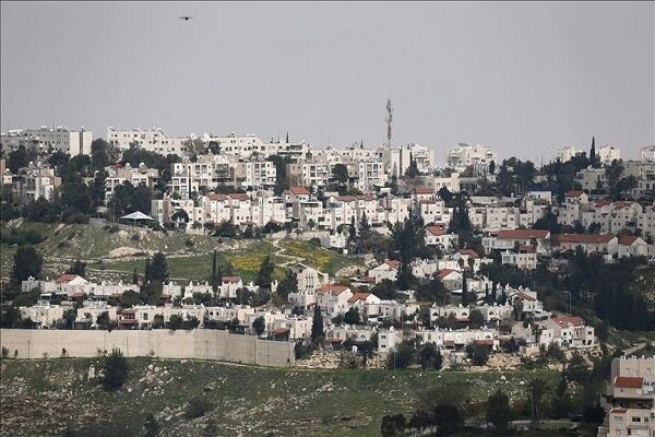 الموافقة على بناء مئات الوحدات السكنية للمستوطنين في الضفة الغربية /الضفة الغربية , المستوطنات , النظام الصهيوني , سموتريتش , البناء الاستيطاني