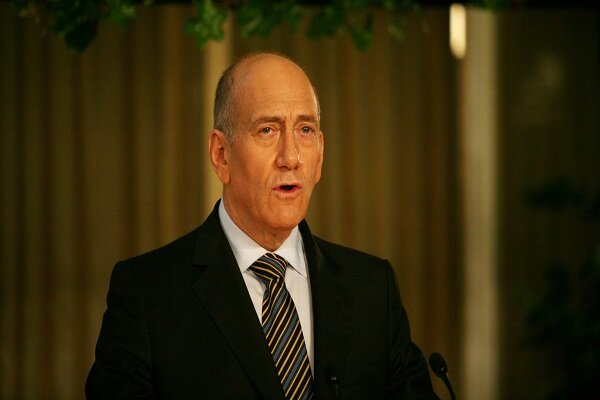 أولمرت: إسرائيل ترتكب جرائم حرب يومية في الضفة الغربية /إسرائيل , فلسطين , الضفة الغربية , جرائم حرب , أولمرت