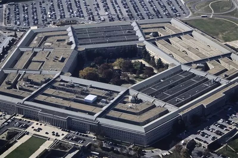 البنتاغون يقترح تخصيص 800 مليون دولار كمساعدات لأوكرانيا /البنتاغون , أوكرانيا , المساعدات الأمريكية , الكونغرس , دونالد ترامب